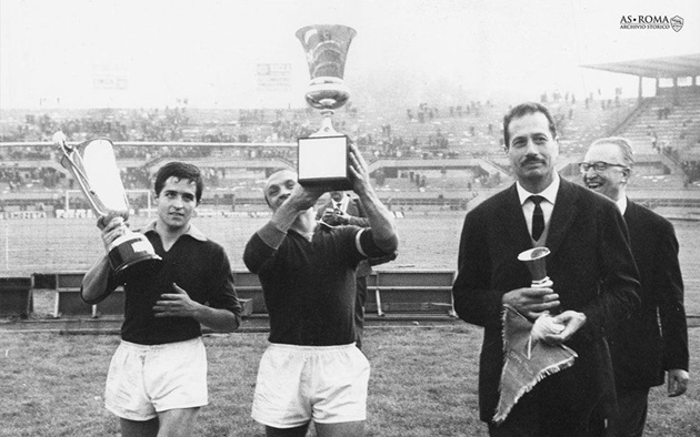 AS Roma: Huyền Thoại Rực Cháy Trên Đấu Trường