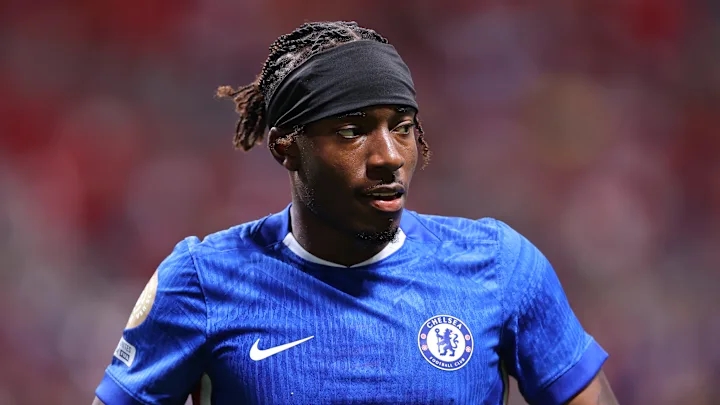 Bom tấn Noni Madueke: Từ nghi ngờ đến niềm tin của người hâm mộ Arsenal